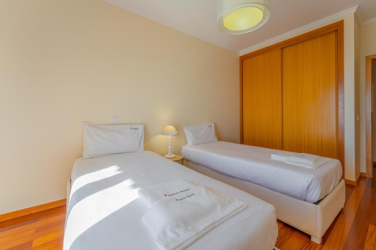Flh Garajau Fantastic Ocean View With Balcony Apartman Funchal  Kültér fotó
